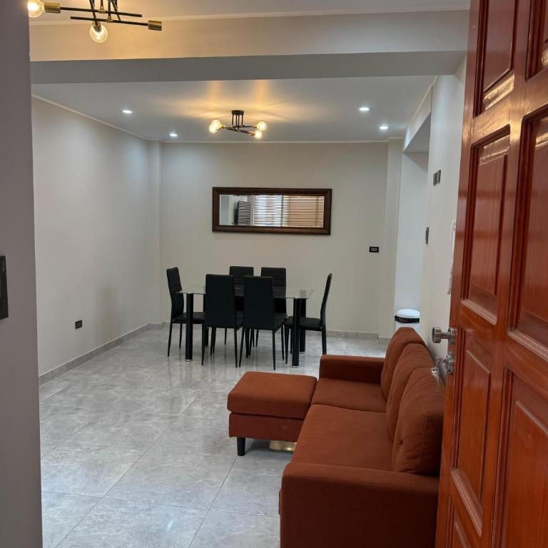 Departamentos Ica de estreno - Three-Bedroom Apartment - 1