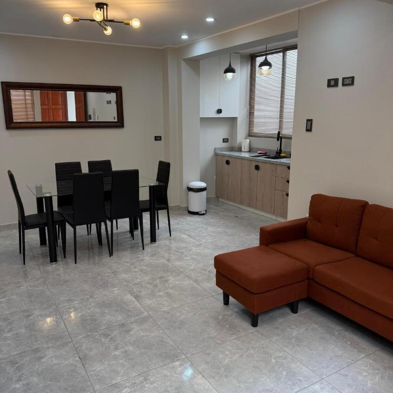 Departamentos Ica de estreno - Three-Bedroom Apartment - 10