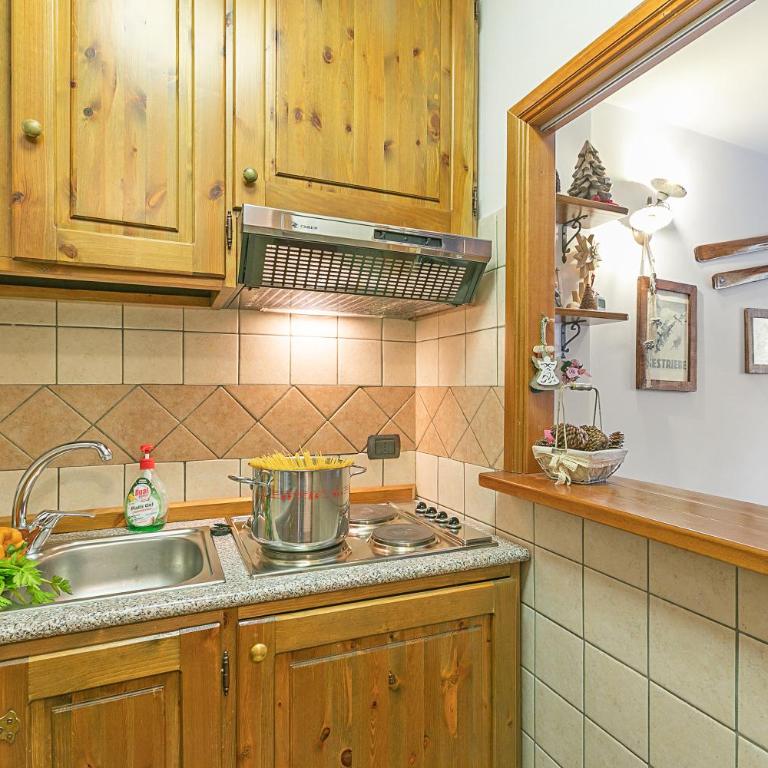 Sestriere Panorama with Ski Storage for 4 - Happy Rentals - Appartamento con Vista Montagna - 10