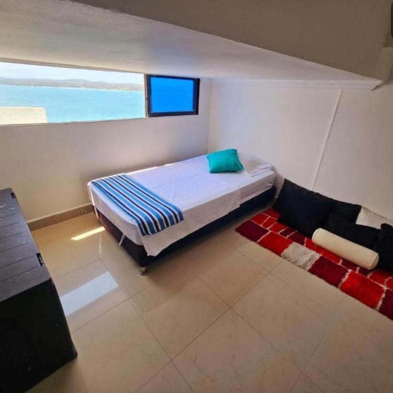 Amoblados , Cartagena, El Laguito - Two-Bedroom Deluxe Apartment with Balcony - 5