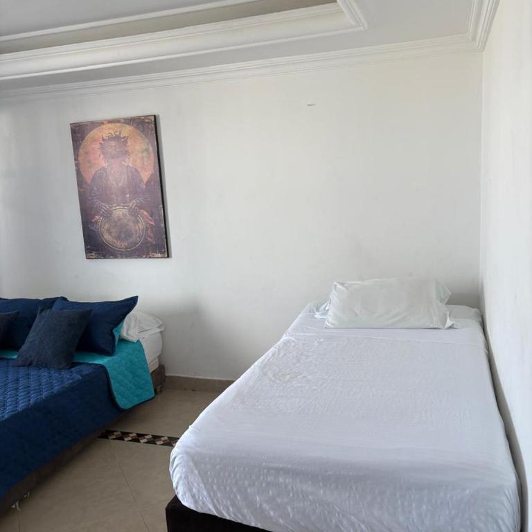 Amoblados , Cartagena, El Laguito - Two-Bedroom Deluxe Apartment with Balcony - 11