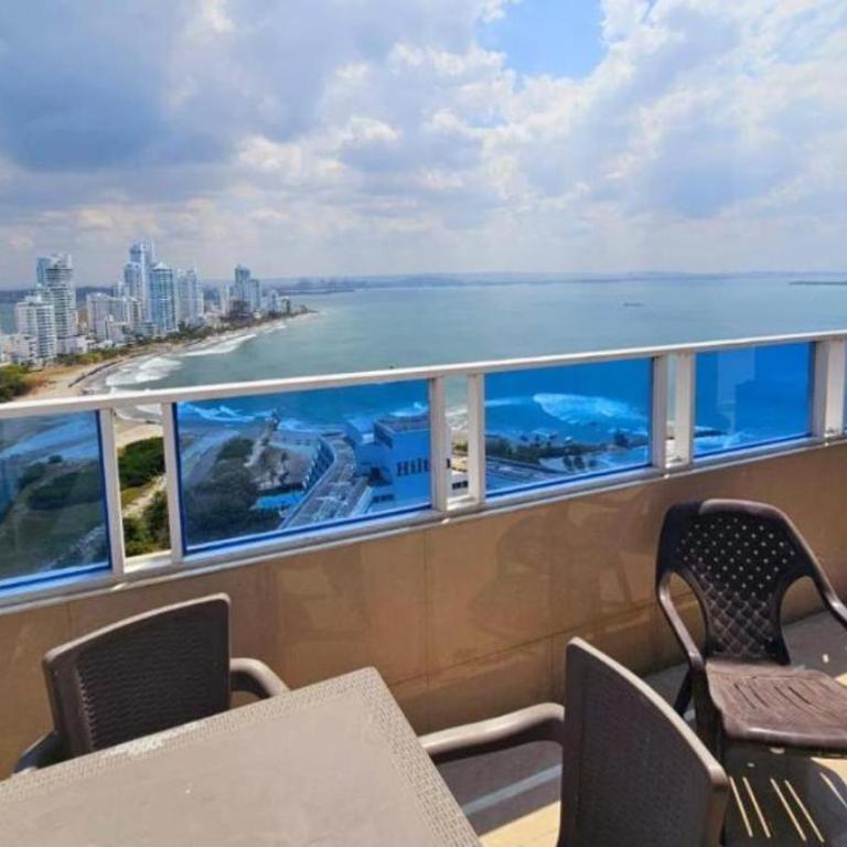 Amoblados , Cartagena, El Laguito - Two-Bedroom Deluxe Apartment with Balcony - 17