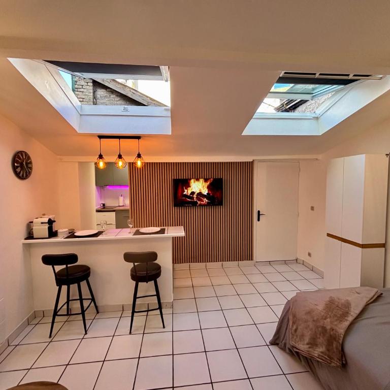 NEW - Appart-Narjiss, Elegance & comfort in REIMS - Studio-Apartment - 1