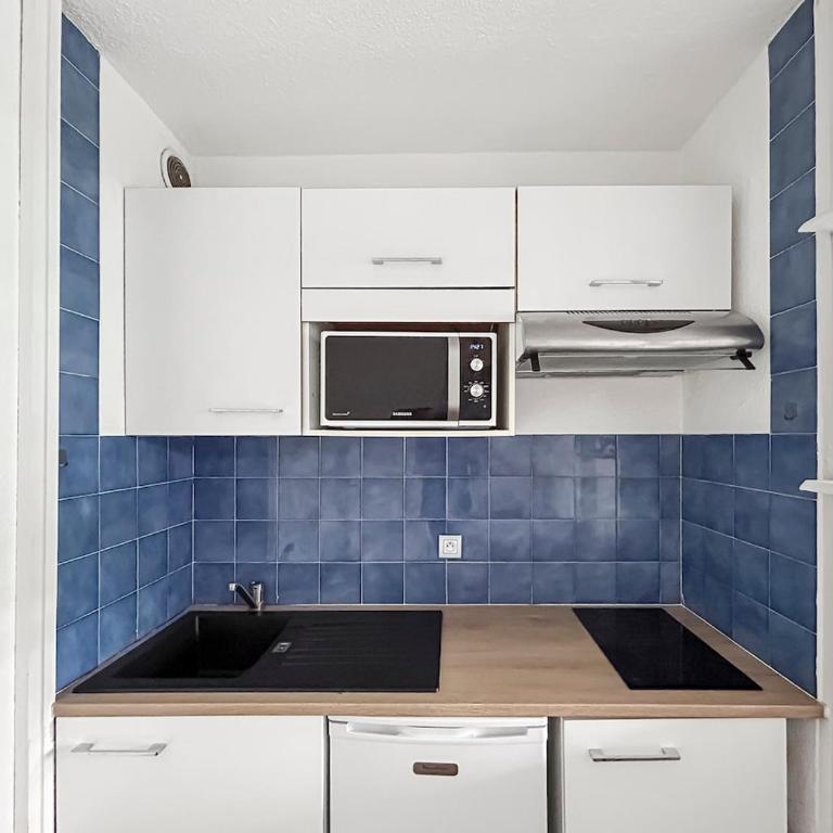 Studio 4 pers piscine plage à pied - Appartement - Vue sur Jardin - 31