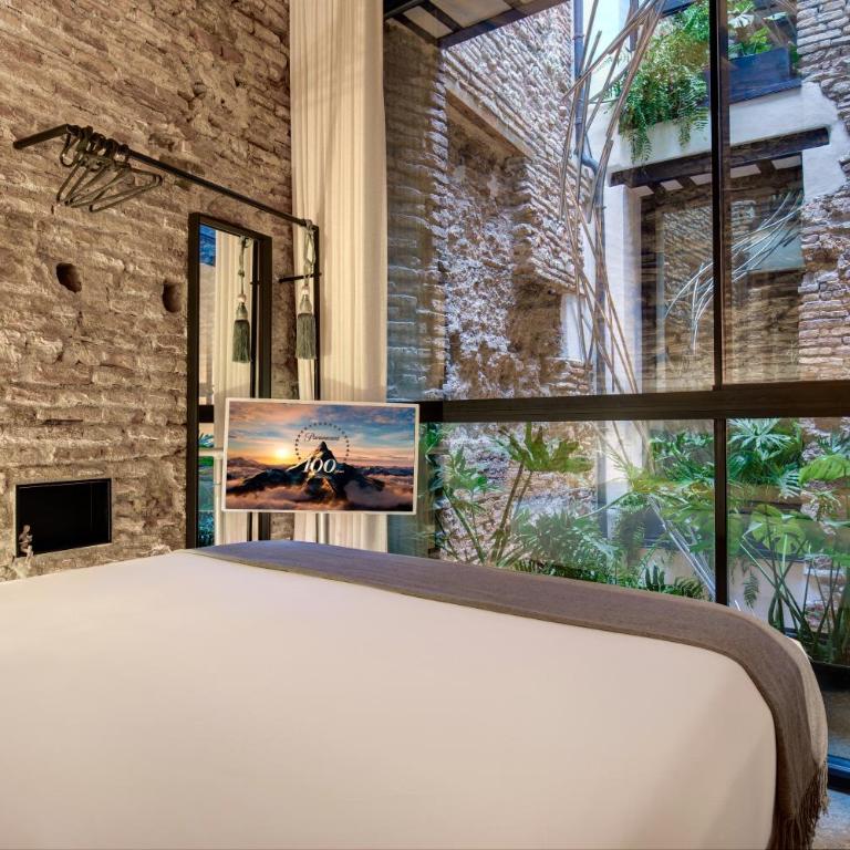 Coeo Despertar Signature Apartments - Superior Art Studio with Patio View - 2