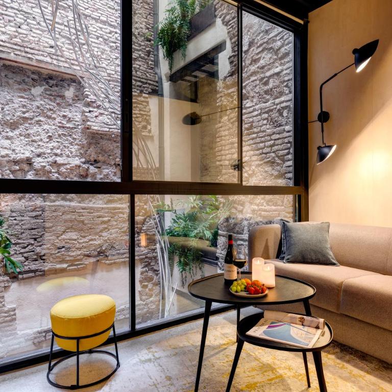 Coeo Despertar Signature Apartments - Superior Art Studio with Patio View - 6