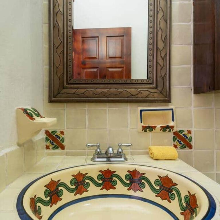Hidden Gem! Charming 2 Bedroom Vacation Home! - Casa de 2 dormitorios - 34