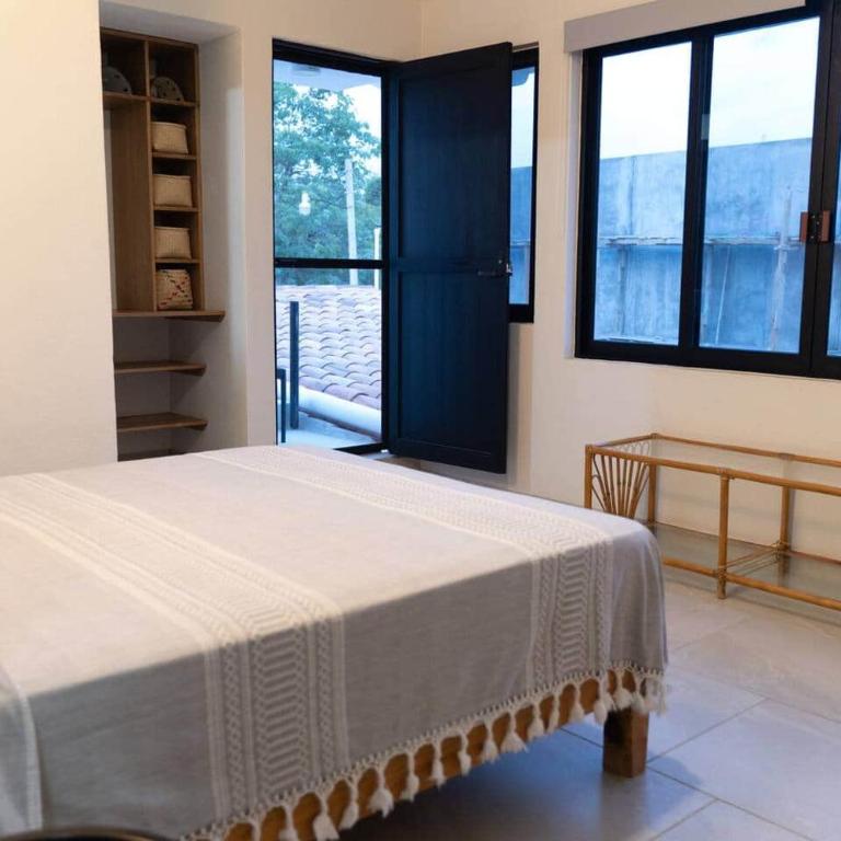 Casa Rita! Relaxing two bedroom getaway! - Casa de 2 dormitorios - 37