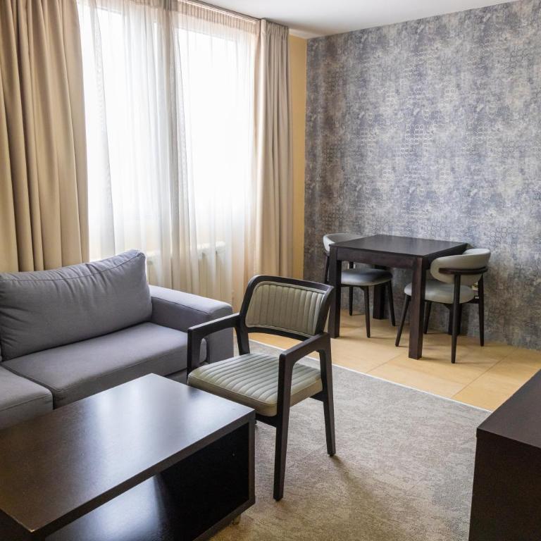 Garni Hotel Nevski - Junior Suite - 20