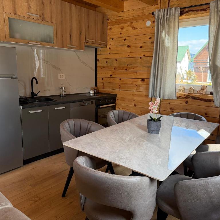 Sunny Village - Vila Doe - Two-Bedroom Villa - 14