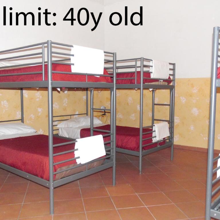 Agorà Hostel - Posto Letto in Dormitorio Misto - 1