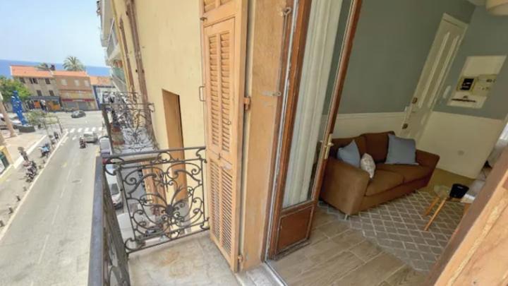 CARRAS appartement plein de charme climatisé à 3 min de la plage,1min tram - Appartement 2 Chambres - 11