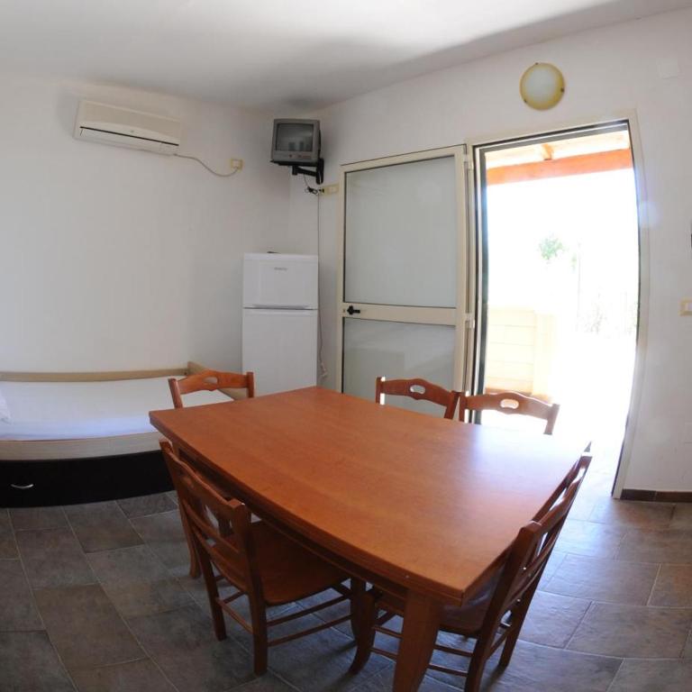 Villaggio Santo Stefano - Appartamento Deluxe con 2 Camere da Letto e Vista Giardino - 2