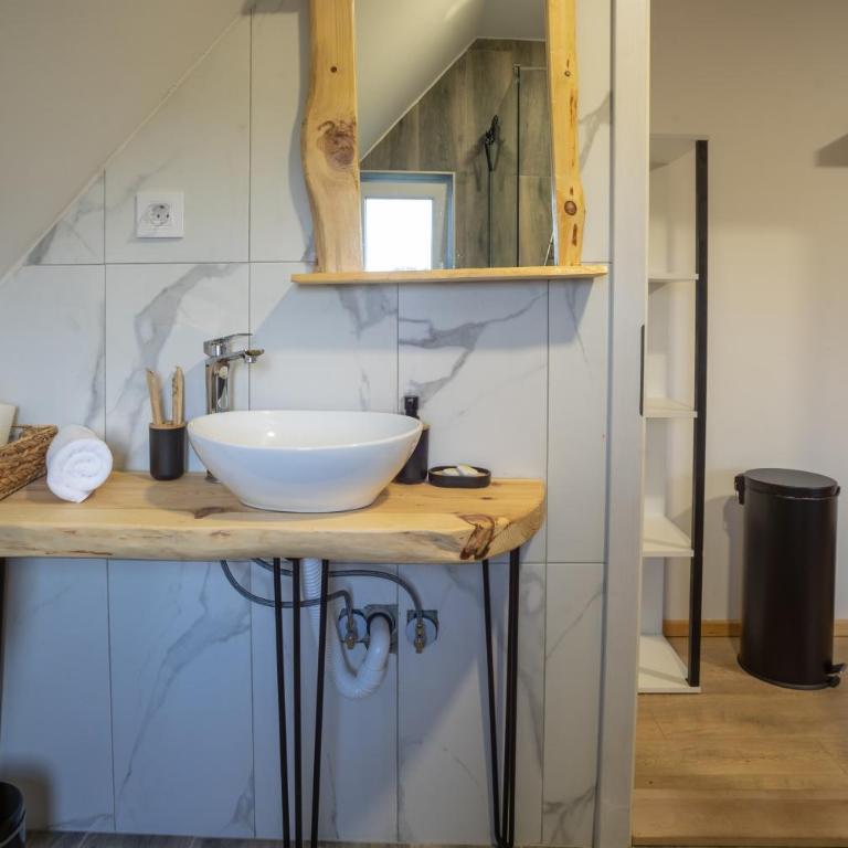 Sunny Village - Squirrel apartments - Studio Apartment - 12