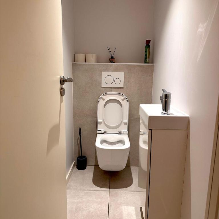 ღ Le Rempart - T2 Cosy patio entre les 2 Tours Wifi - Appartement 1 Chambre - 17