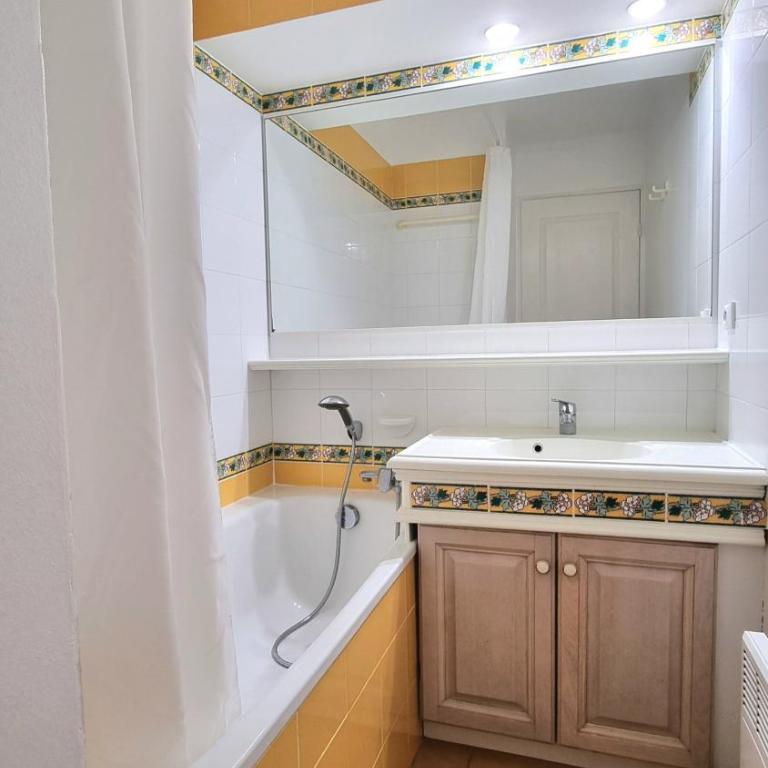 Les Rivages - 6p - Front de mer, piscine - Appartement 2 Chambres - 12