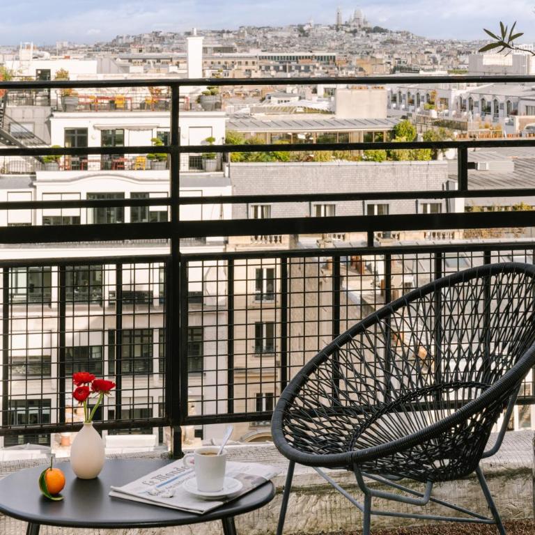 Hôtel Atala Champs Elysees - Couture Suite - Eiffel Tower and Montmartre View - 7