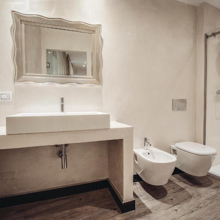 Arena Easy Suites Guesthouse - Camera Matrimoniale Deluxe - 3