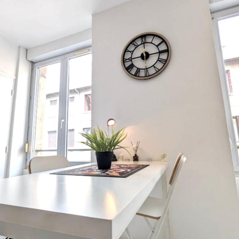 Great apartment avec stationnement - Apartamento de 1 dormitorio - 10