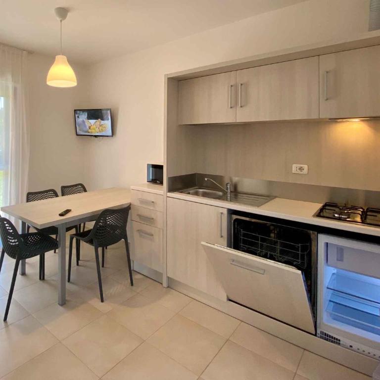 Apartments in Castelnuovo del Garda 22107 - Apartment - 3