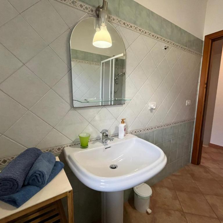 Casa FLORE - Casa Vacanze con 3 Camere da Letto - 14