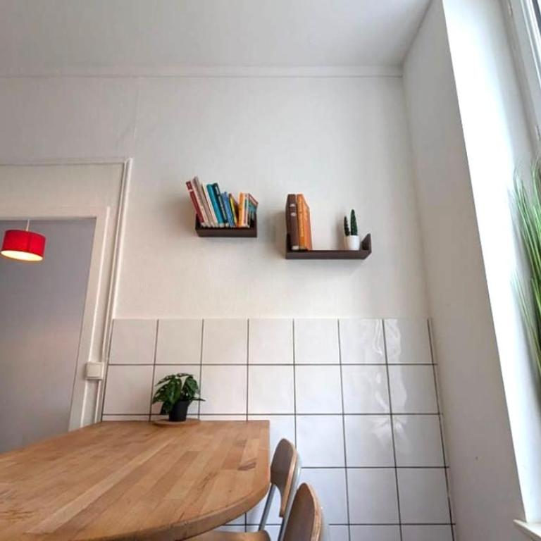 Super cozy apartment avec stationnement gratuit - Appartement 1 Chambre - 14