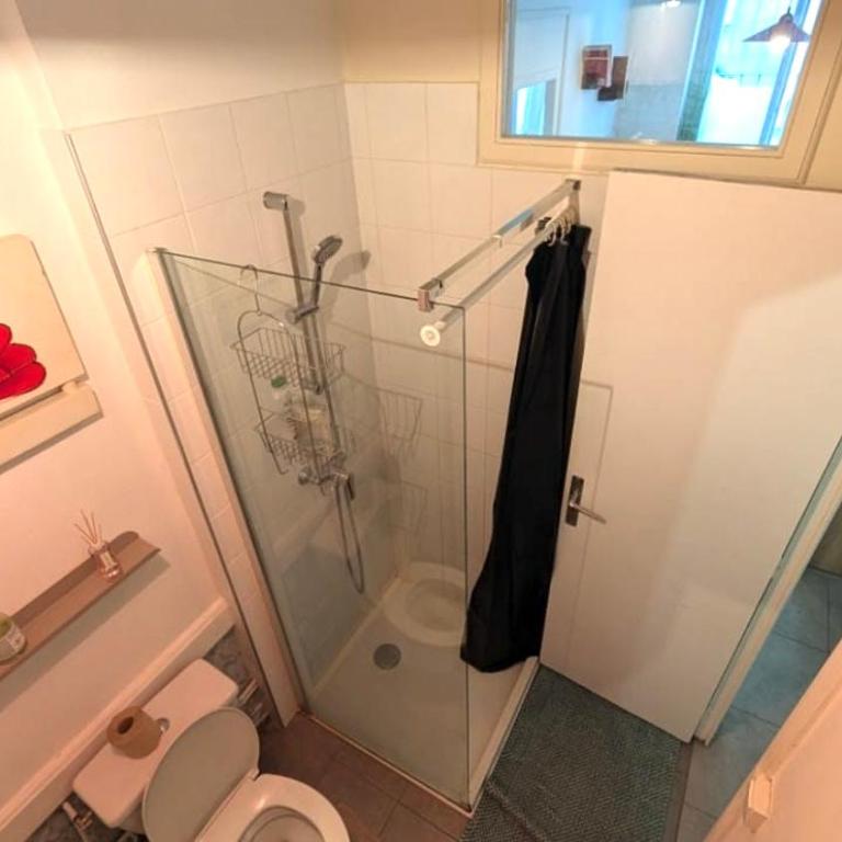Super cozy apartment avec stationnement gratuit - Appartement 1 Chambre - 7