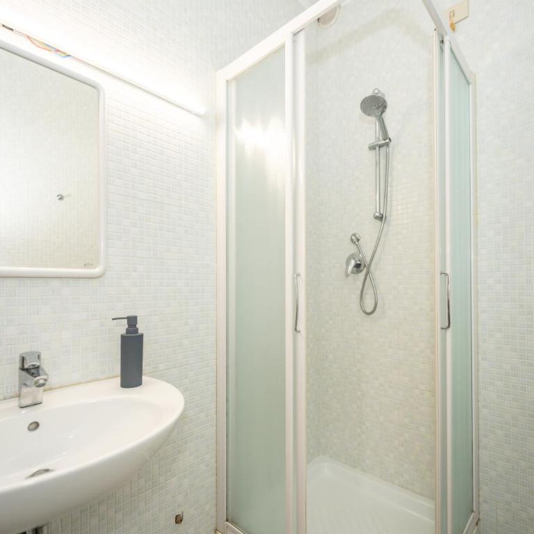 Gloria Holiday Apartment con spiaggia privata - Appartamento con 2 Camere da Letto - 10