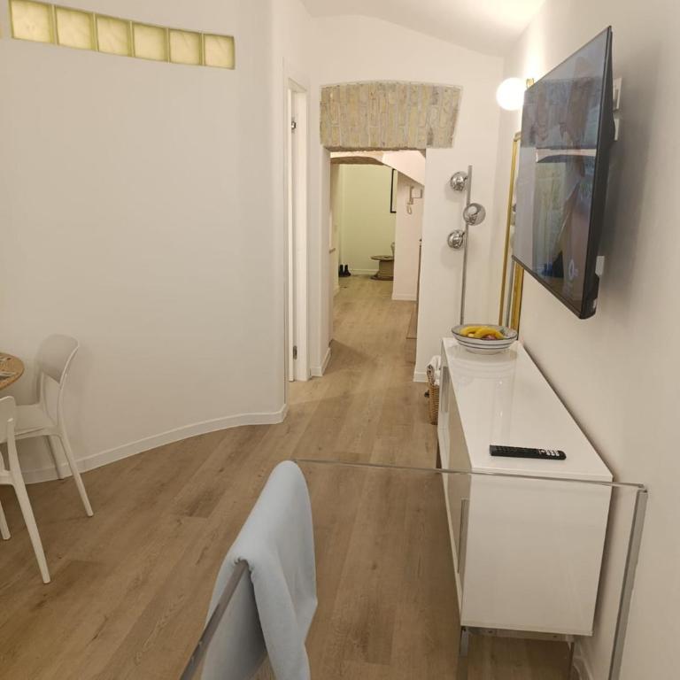 Near the Colosseum Apartment - Appartamento con 1 Camera da Letto - 8