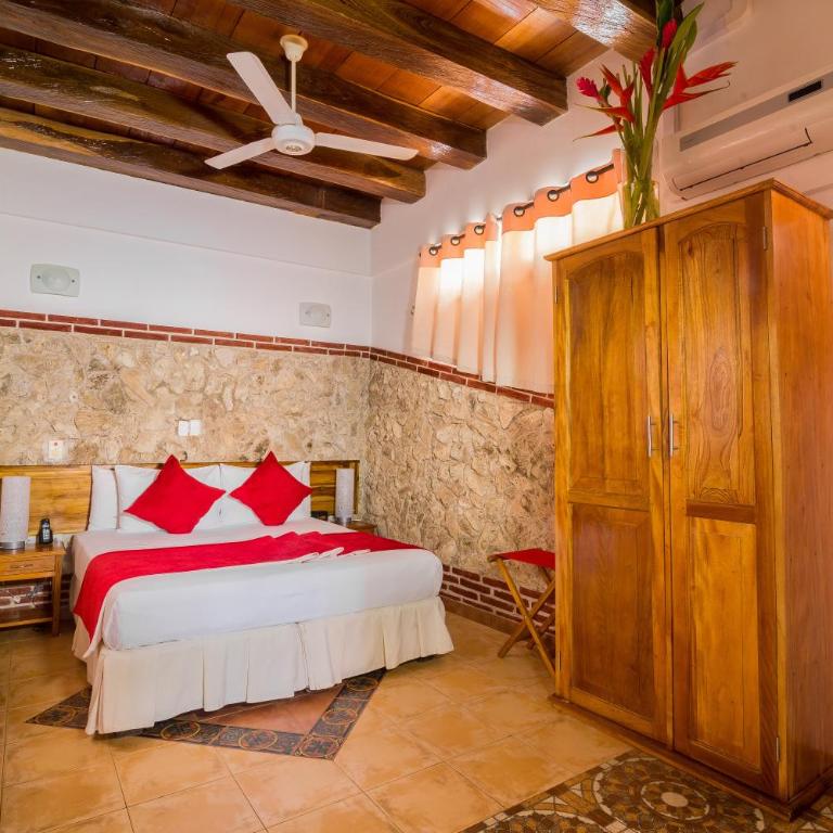 Hotel 3 Banderas - Superior Double Room - 3