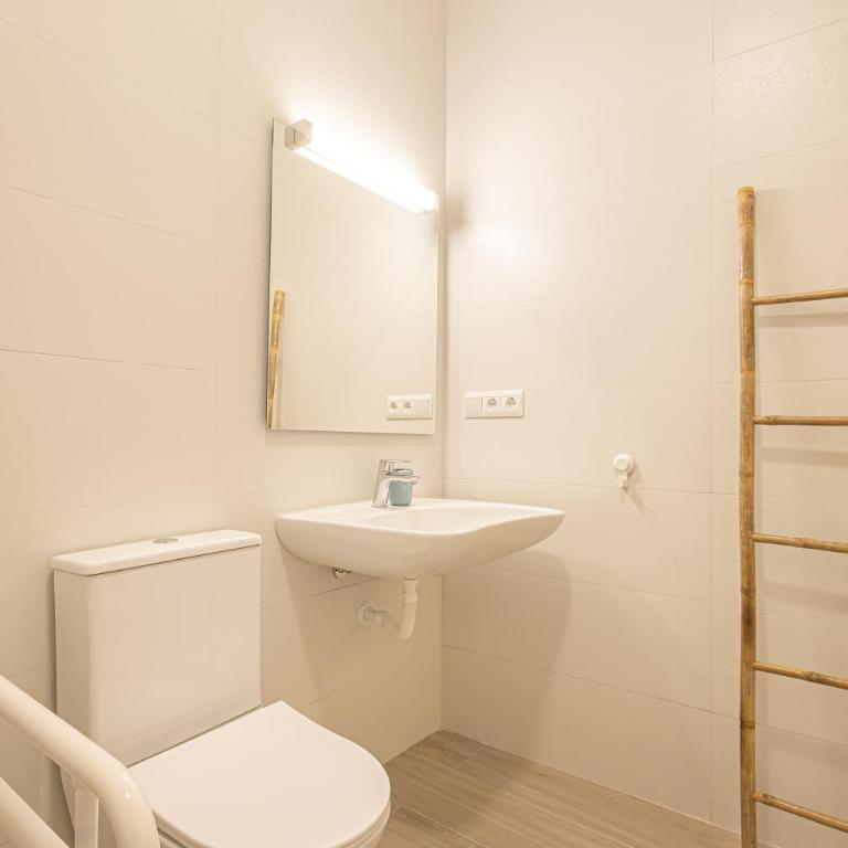 Dobo Málaga El Torcal - Studio - Disability Access - 16