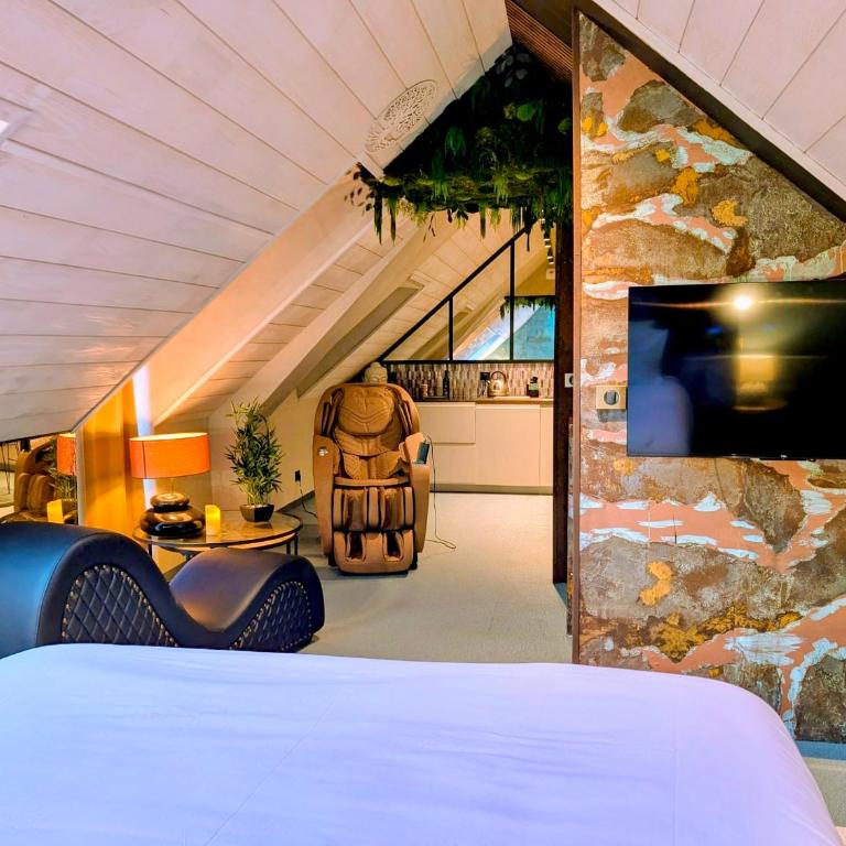 Les suites du Bouddha Bleu - Apartamento de 1 dormitorio con bañera de hidromasaje - 4