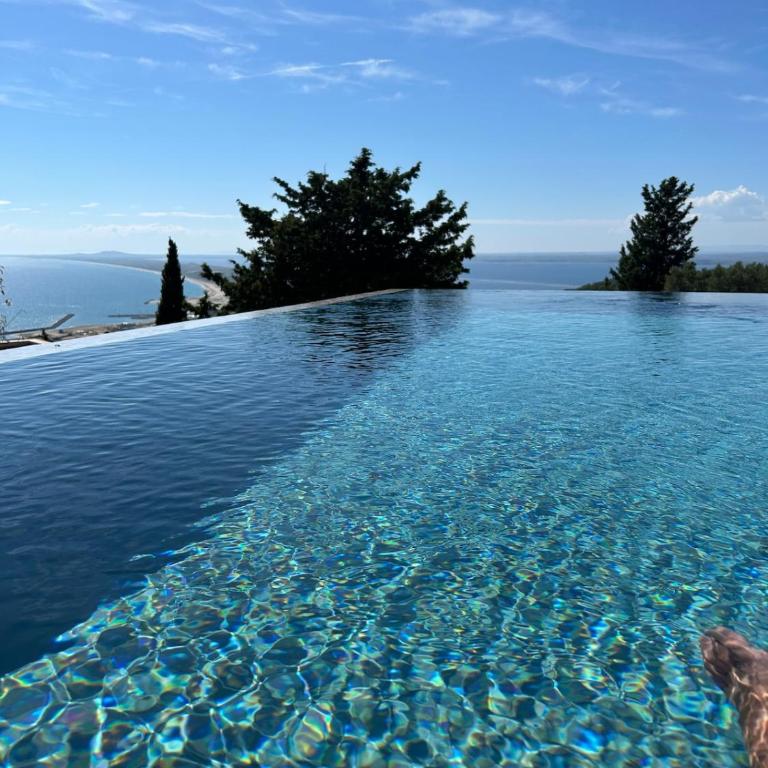 Villa Miougrano, Vue Exceptionnelle, Standing, Piscine, Climatisation - Villa - 5