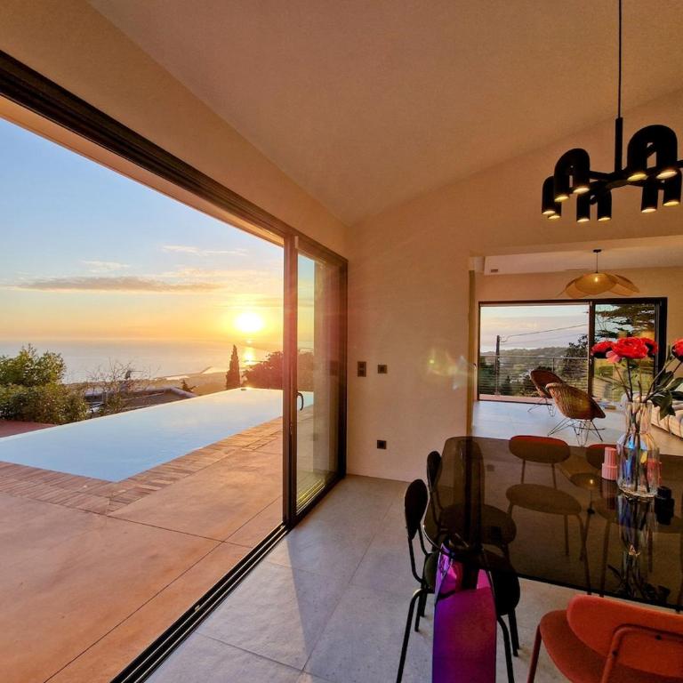 Villa Miougrano, Vue Exceptionnelle, Standing, Piscine, Climatisation - Villa - 4