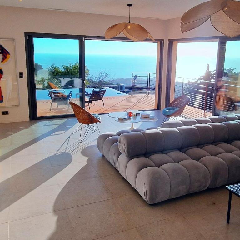 Villa Miougrano, Vue Exceptionnelle, Standing, Piscine, Climatisation - Villa - 16