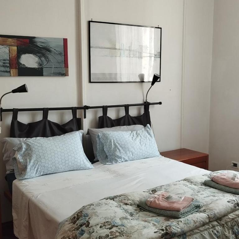 B&B Piazza Goldoni - Triple Room with Private External Bathroom - 6
