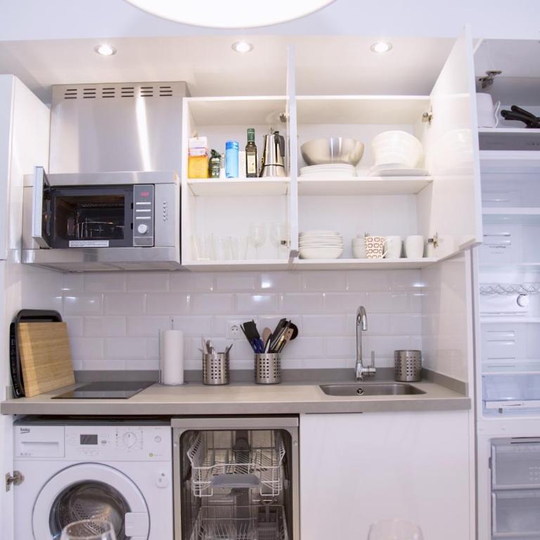 Casa Picasso 6 - Two-Bedroom Apartment - 13