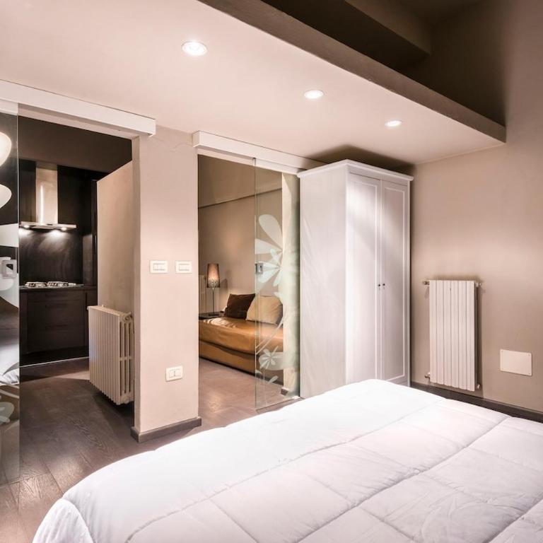 Downtown Apartment HEPA UV Germicidal Air Purifer - One-Bedroom Apartment - 24