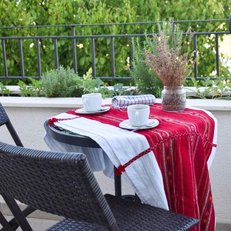 Villa Deti - Deluks Dvokrevetna soba sa Bračnim Krevetom, Balkonom i Pogledom na More - 4