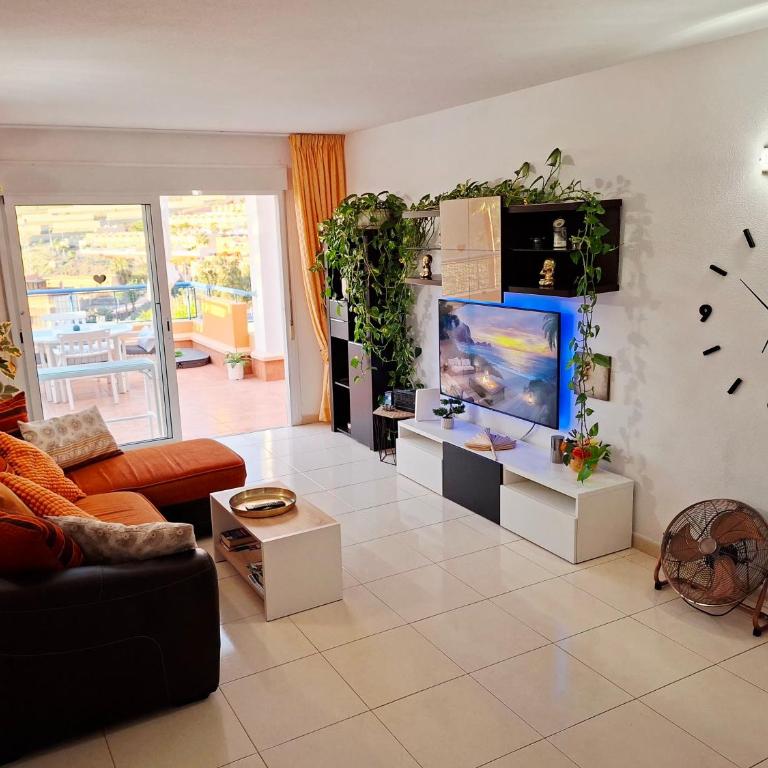Cozy 2 Bedroom Apartment in Costa Adeje - Apartamento de 2 dormitorios - 2