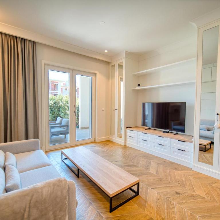 Lustica Bay Centrale by 2BHome - Deluks Soba - 3