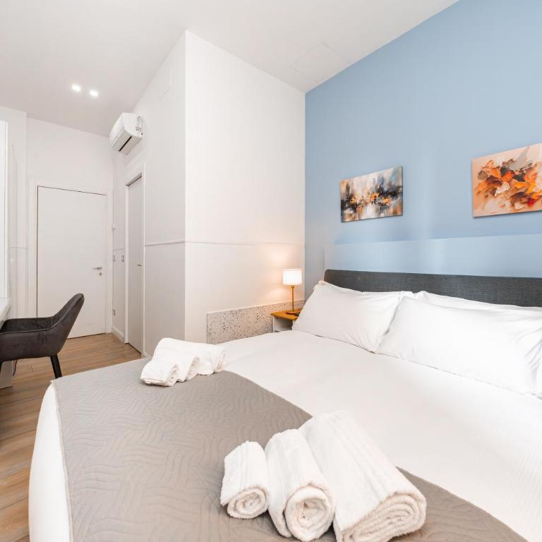 Tiro Suites in the center of Bologna - Camera King Superior - 9