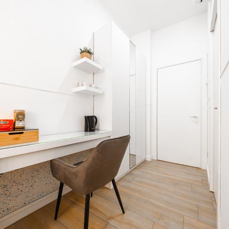 Tiro Suites in the center of Bologna - Camera King Superior - 7