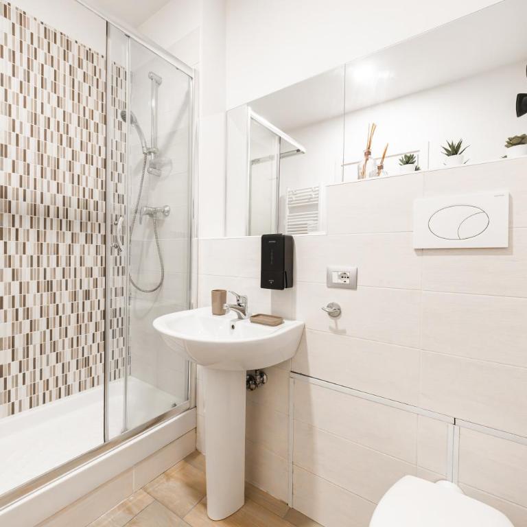 Tiro Suites in the center of Bologna - Camera King Deluxe - 14