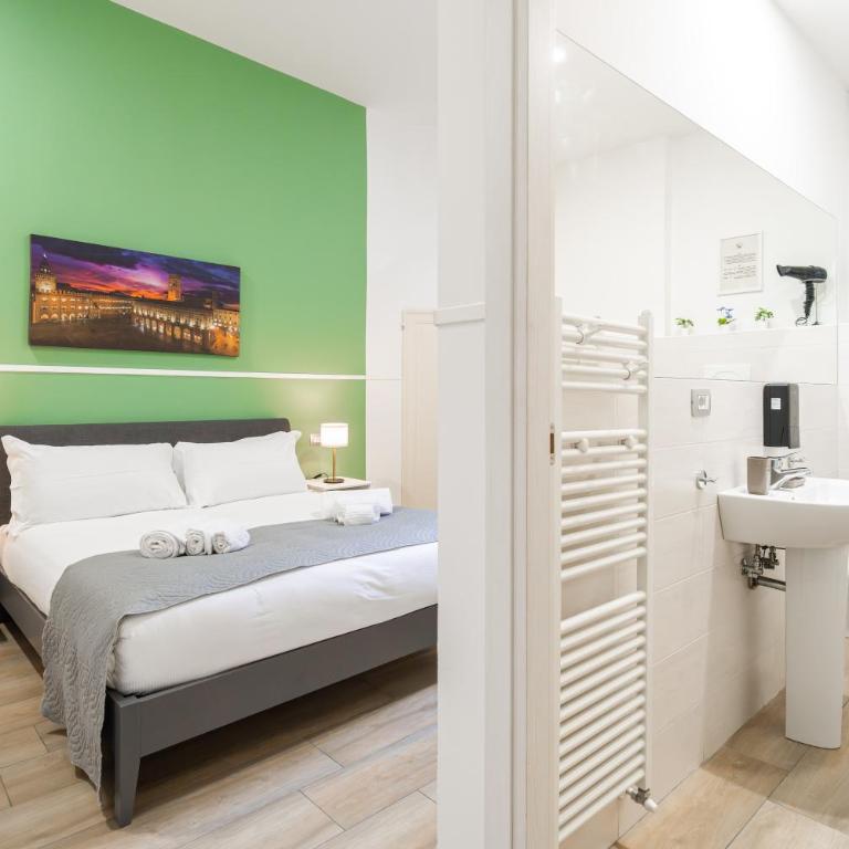 Tiro Suites in the center of Bologna - Camera King Deluxe - 12