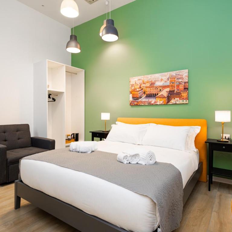 Tiro Suites in the center of Bologna - Camera Tripla con Bagno Privato - 7