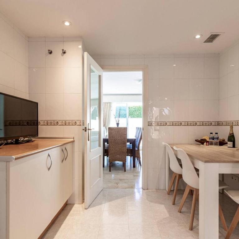 Casa adosada familiar en complejo con piscina - Bel Air 28 - Casa de 4 dormitorios - 22