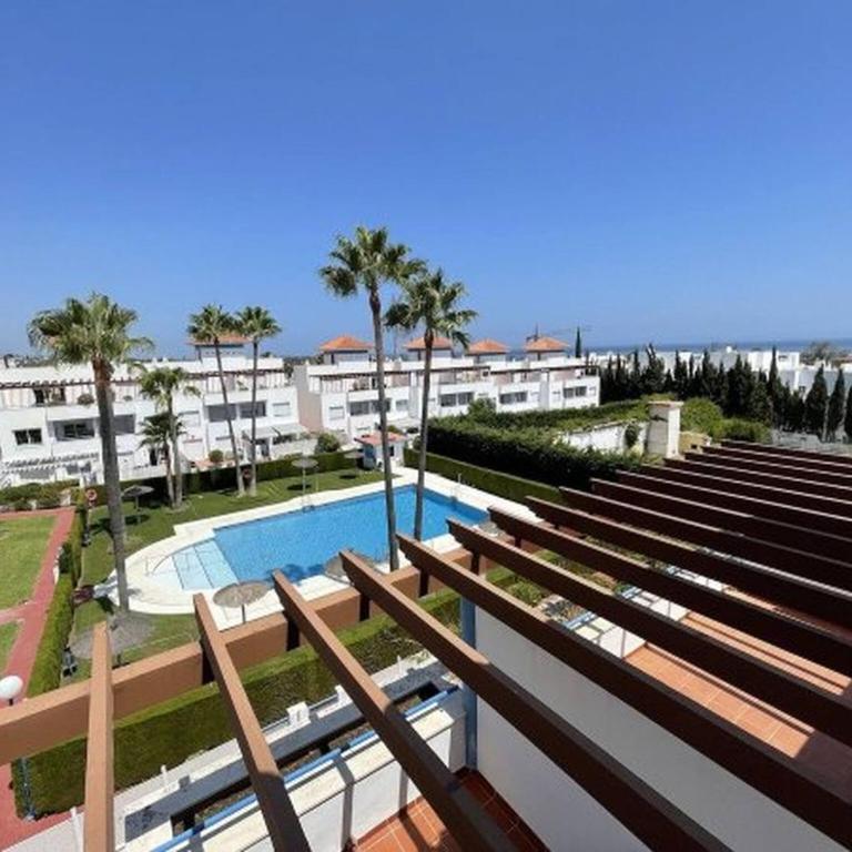 Casa adosada familiar en complejo con piscina - Bel Air 28 - Casa de 4 dormitorios - 1