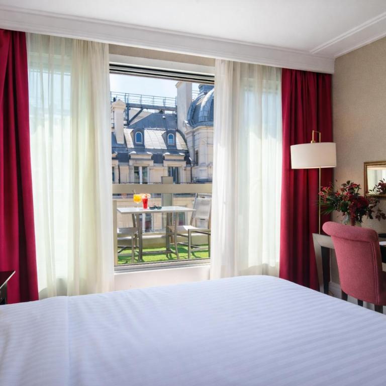 Warwick Paris Champs-Elysées - Chambre King de Luxe avec Terrasse - 1