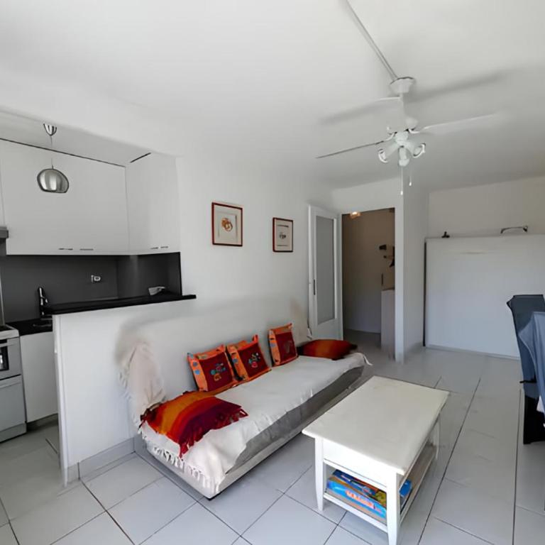 Studio avec piscine proche mer - Le Miougrano - Appartamento con 1 Camera da Letto - 2